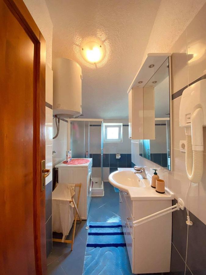 Apartman Luna Святой Ловреч Пазенатички Экстерьер фото